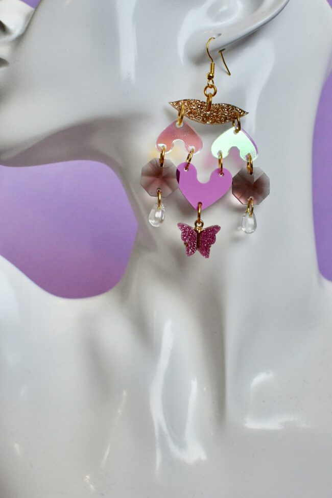 Kotimaiset näyttävät HEARTLESS 29 korvakorut titiMadam Jewelry verkkokaupasta! Kotimaiset näyttävät HEARTLESS 29 korvakorut titiMadam Jewelry verkkokaupasta!