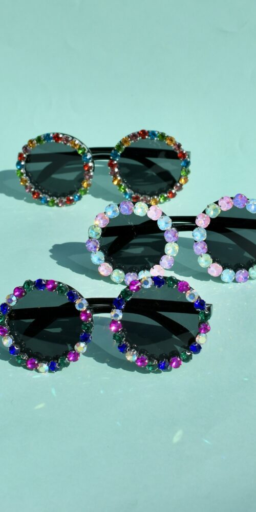 Moniväriset pyöreät timantti aurinkolasit titiMadam Jewelry