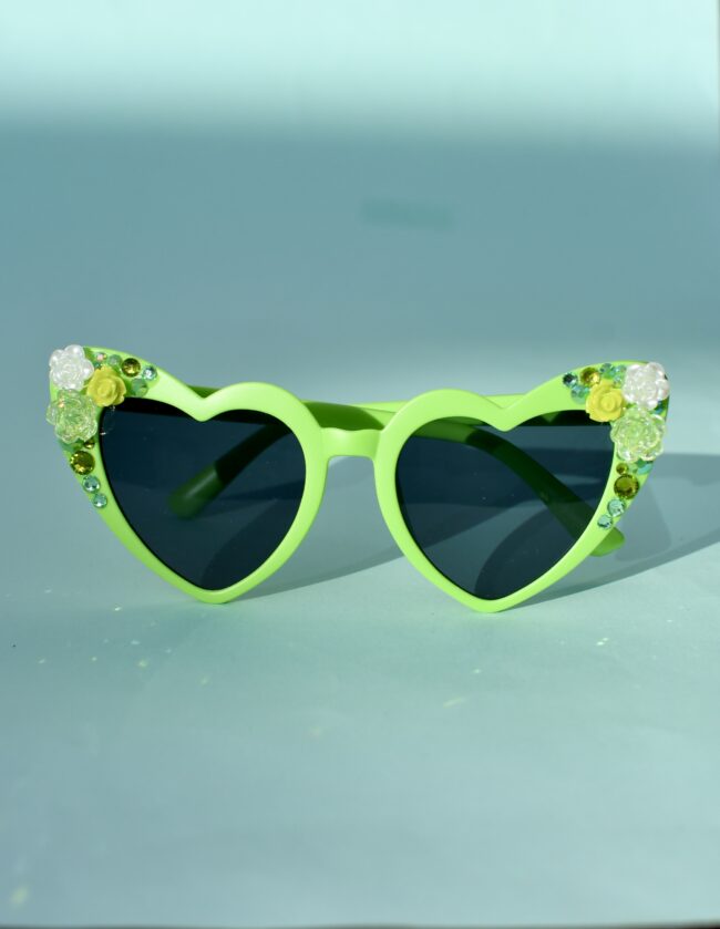 Omenanvihreät Sydän Timantti Aurinkolasit kotimaisesta titiMadam Jewelry verkkokaupasta! Omenanvihreät Sydän Timantti Aurinkolasit kotimaisesta titiMadam Jewelry verkkokaupasta!
