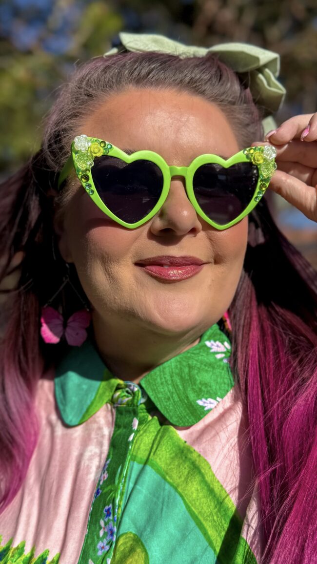 Timantti aurinkolasit omenanvihreä titiMadam Jewelry verkkokaupasta Timantti aurinkolasit omenanvihreä titiMadam Jewelry verkkokaupasta