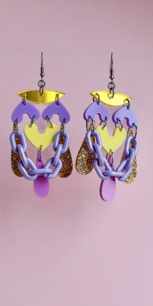 Uniikit näyttävät HEARTLESS 38 korvakorut titiMadam Jewelry