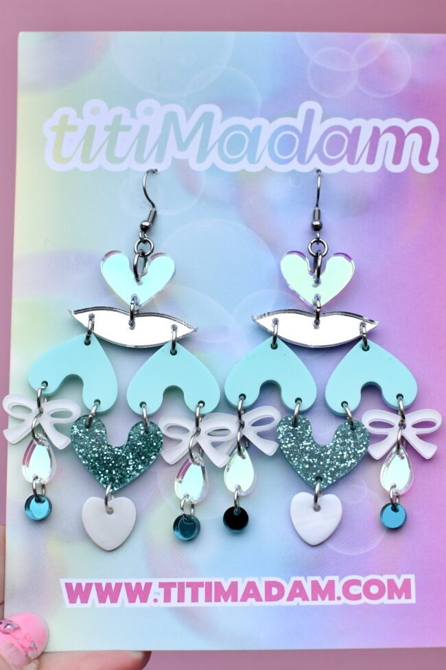 Uniikit näyttävät HEARTLESS 34 korvakorut titiMadam Jewelry Uniikit näyttävät HEARTLESS 34 korvakorut titiMadam Jewelry