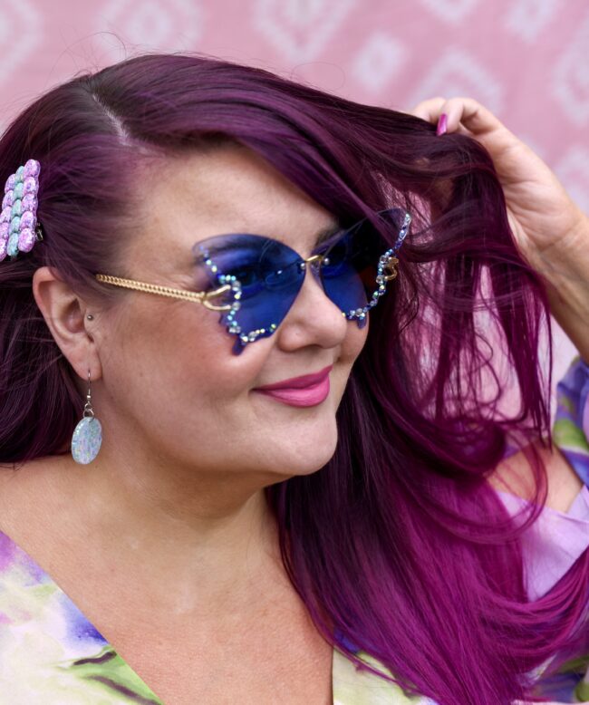 Timanttikoristellut siniset Perhoslasit titiMadam Jewelry verkkokaupasta! Timanttikoristellut siniset Perhoslasit titiMadam Jewelry verkkokaupasta!