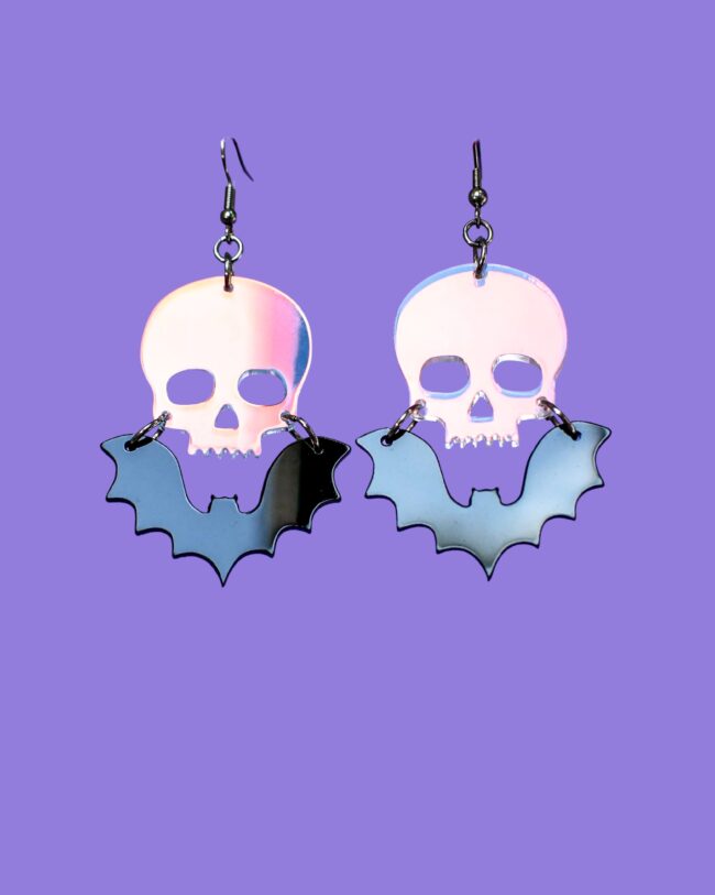 Pääkallo lepakko korvakorut iridescent ja musta Halloween titiMadam Jewelry Pääkallo lepakko korvakorut iridescent ja musta Halloween titiMadam Jewelry