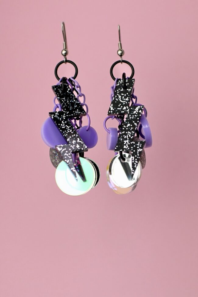 DOP Lightning monivräiset korvakorut Lilac titiMadam Jewelry DOP Lightning monivräiset korvakorut Lilac titiMadam Jewelry