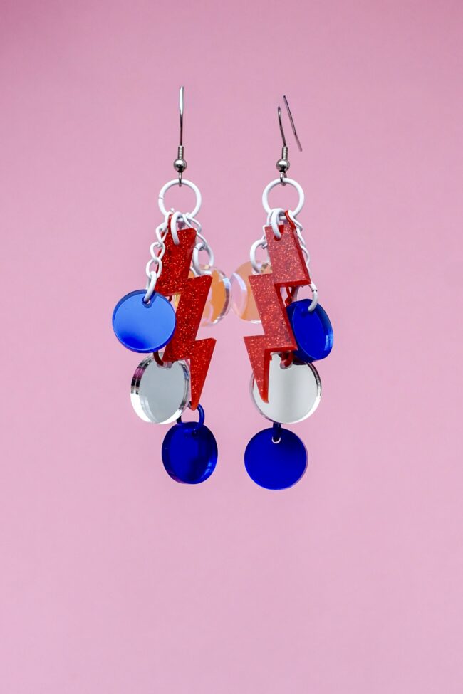 DOP Light 4 uniikit salama korvakorut punainen titiMadam Jewelry