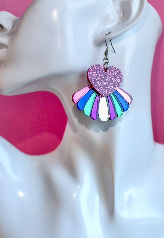 RainbowHeart Sydän uniikit moniväriset korvakorut pinkki glitter titiMadam Jewelry RainbowHeart Sydän uniikit moniväriset korvakorut pinkki glitter titiMadam Jewelry